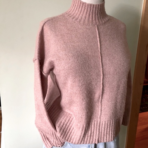 Only Sweaters - ONLY Turtleneck Sweater in Blush Pink, Size S